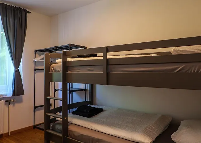 Flataid Gaestehaus Graschi - Steinbergstrasse 3*